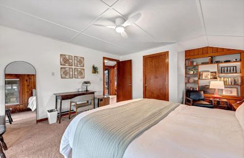Siloam Springs Casa | The Fox Den
