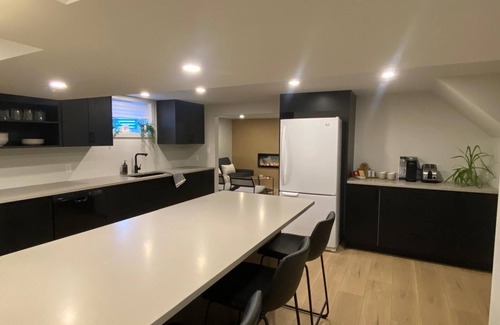 Stoney Creek Apartamento | The Fox's Den On Gray