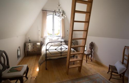 Whakamarama Cabina | The French Country House, Tauranga