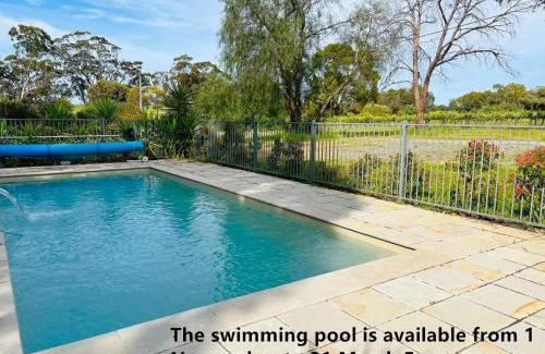 Nuriootpa Casa | The Gabby's Holiday House