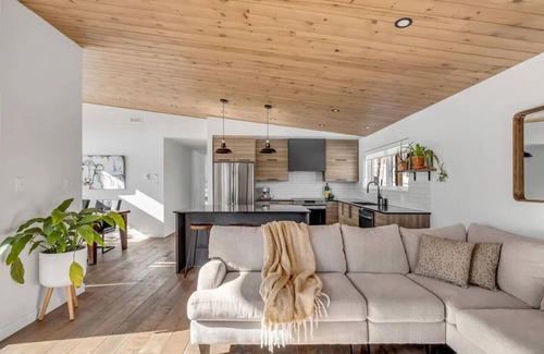 Lac-Saint-Charles Casa | The Gaïa - a cottage in nature