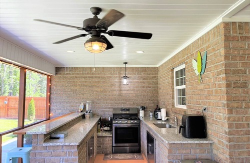 Sumter Casa | The Garden Getaway near SHAW AFB