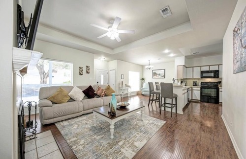 Lakeway Casa | The Garden House ~ Retreat ~ Relaxation