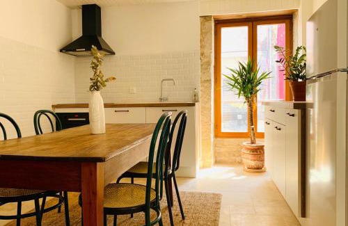 Santenay Casa | The Gate House & Winery