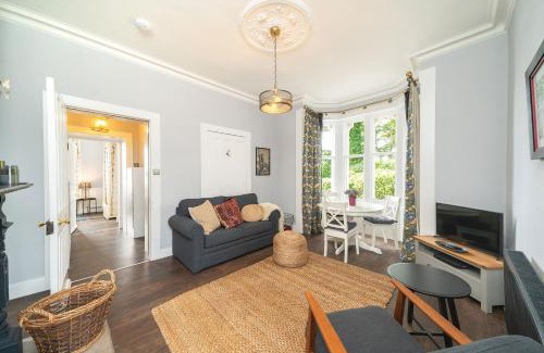 Dundee Casa | The Gate Lodge