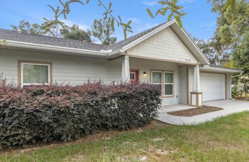 Gainesville Casa | The Gator Grove Retreat