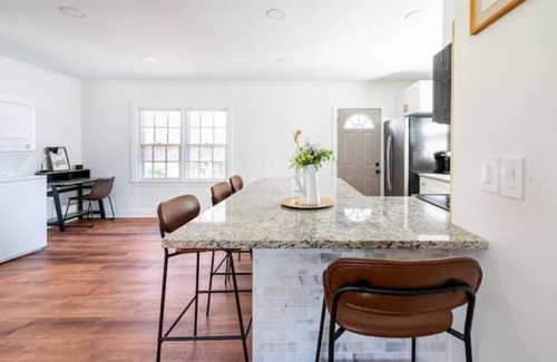 Forest Park Casa | The Georgia Peach