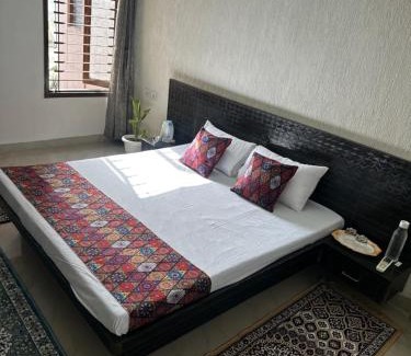 Sikandra Apartamento | The Giri Nandani Stays Agra