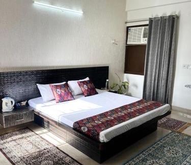 Sikandra Apartamento | The Giri Nandani Stays Agra