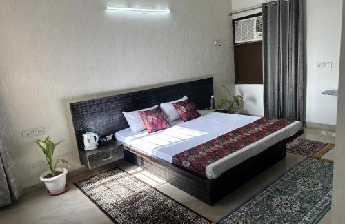 Sikandra Apartamento | The Giri Nandani Stays Agra