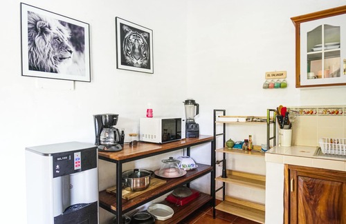 Tamanique Casa | THE GLASS HOUSE! beautifully decorated beach home in Atami!