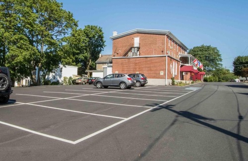East Greenville Cama Y Desayuno | The Globe Inn