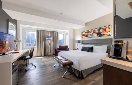 Near North Side Hotel | The Godfrey Hotel Chicago