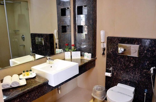 Amer Fort Road Complejo | The Gold Palace & Resorts