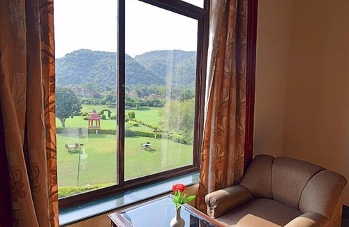 Amer Fort Road Complejo | The Gold Palace & Resorts