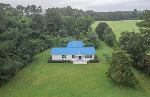 Whiteville Casa | The Golf House @ by Land O' Lakes Golf Course in Whiteville, NC