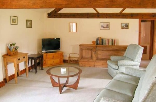 Craven Arms Cabaña | The Granary