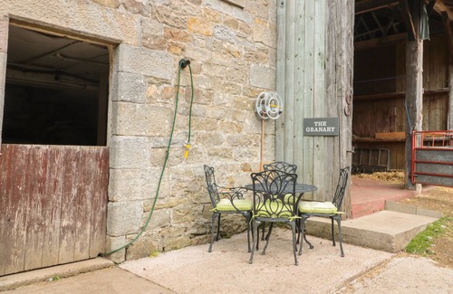 Rothbury Cabaña | The Granary