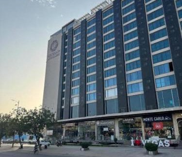 Shyam Nagar Apartamento | The grand anukampa zulex