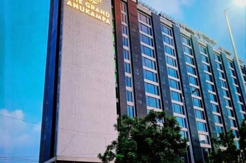Shyam Nagar Apartamento | The grand anukampa zulex