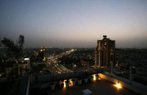 Shyam Nagar Apartamento | The grand anukampa zulex
