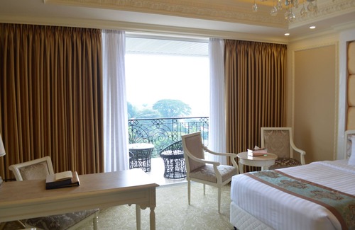 Kandy Hotel | The Grand Kandyan
