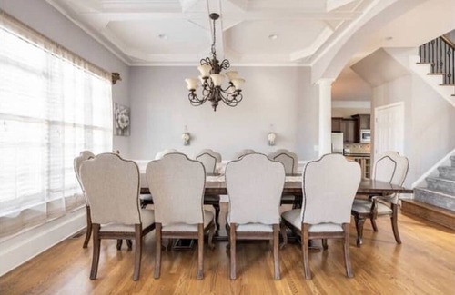 Cliftondale Casa | The Grand Palace Of Atlanta Near Airport