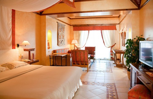 Al Mamsha El Seyahi Hotel | The Grand Resort Hurghada