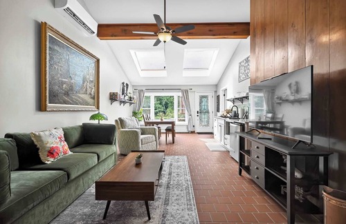 Onondaga Casa | The Grand Riverhouse