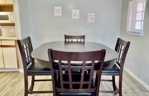 Rutland Casa | The Grandview Lake House, Dog Friendly, Near Lake Madison, Outdoor Patio