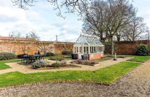 Sculthorpe Casa | The Grange Farmhouse