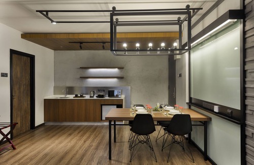 Downtown George Town Apartamento | The Granite Luxury Hotel