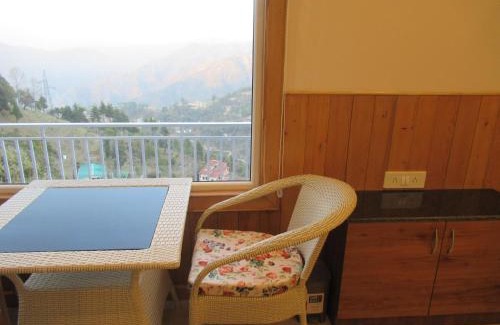 Gagar Cabina | The Great Escape Homestay, Gagar, Nainital