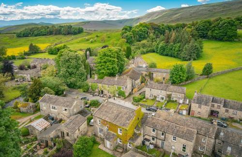 Hawes Hotel | The Green Dragon at Hardraw