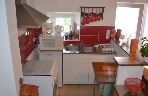 Grezes Apartamento | El Nido Verde en Saint Sulpice sur Célé te da la bienvenida con tu perro