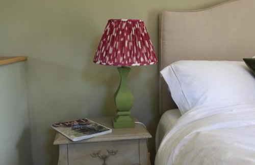 Rogate Casa | The Green Room