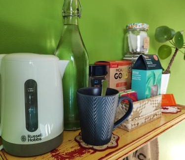 Roscoe Casa | The Green Room Homestay