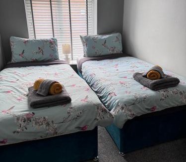 Farnworth Apartamento | The Greens Apartment