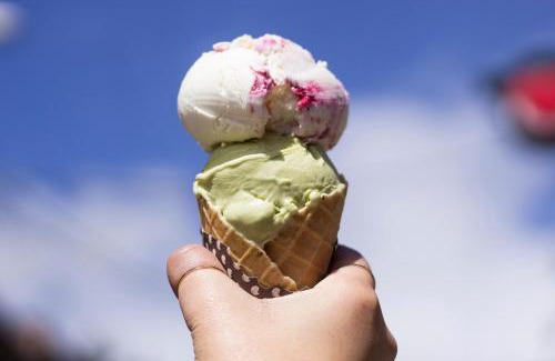 Peacehaven Hotel | The Greenwich Rooms - Burger & Bird Bar & Restaurant