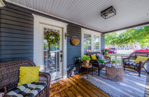 Stillwater Casa | The Greenwood Bungalow