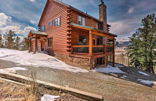 Michigan Hill Casa | The Greisen Highlands Lodge Home with Amazing Views & Hot Tub