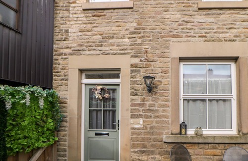 Buxton Cabaña | The Groom's House