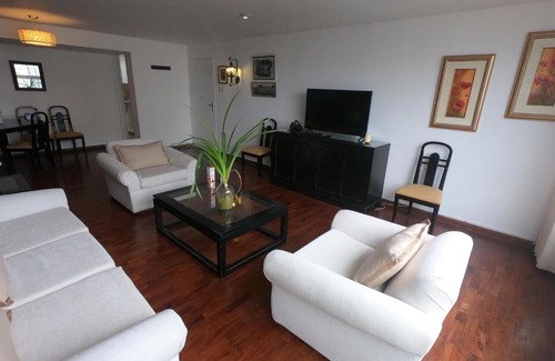 Petit Jean Ocharán Apartamento | The Guest House 2 at Miraflores, Lima Peru