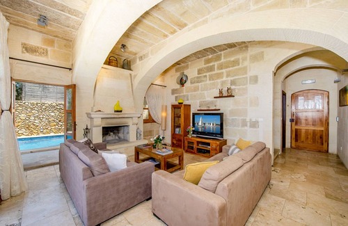 Ta' Għammar Apartamento | The Hamlet 1 Holiday Home