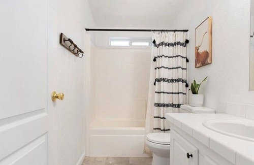 Weed Otro | The Happy Heart Ranch