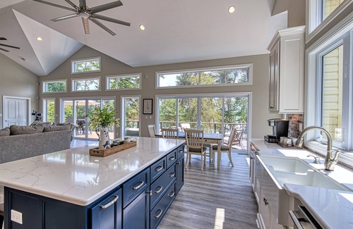 Anderson Casa | The Hartwell Landing -Lake Hartwell, SC Waterfront Luxury Home Sleeps up to 29