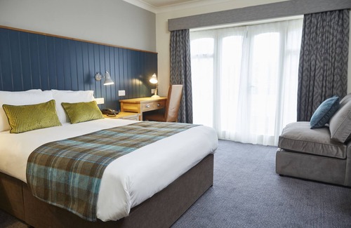 Chorley Hotel | The Hartwood Hall Hotel by Greene King Inns