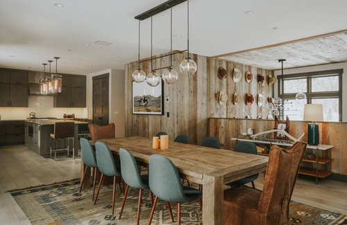 Spanish Peaks Casa | The Hat Wall Chalet - Ski Access & Private Hot Tub