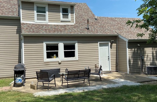 Eureka Casa | The Haven Eureka! 4Bedroom 1.5 Bath Walking distance to The Cannery