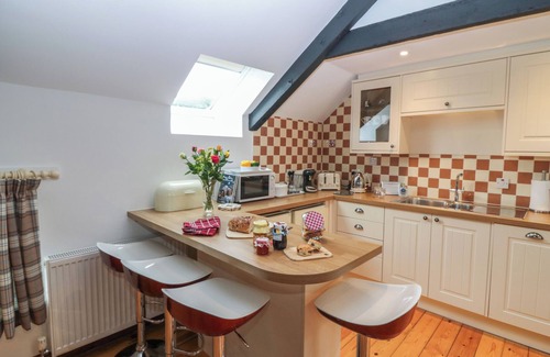 Duddo Cabaña | THE HAVEN, pet friendly, character holiday cottage in Norham